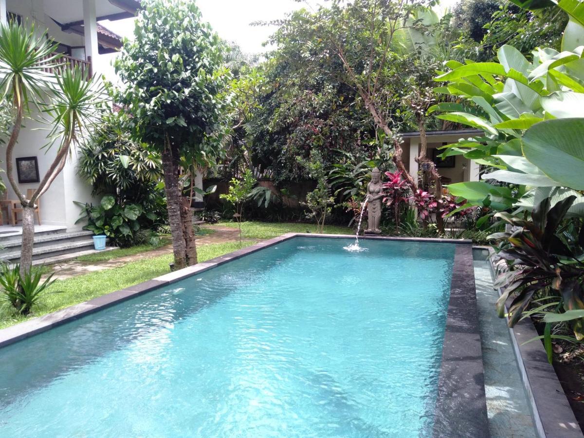 Manggis Sari Guesthouse Ubud  Exterior photo