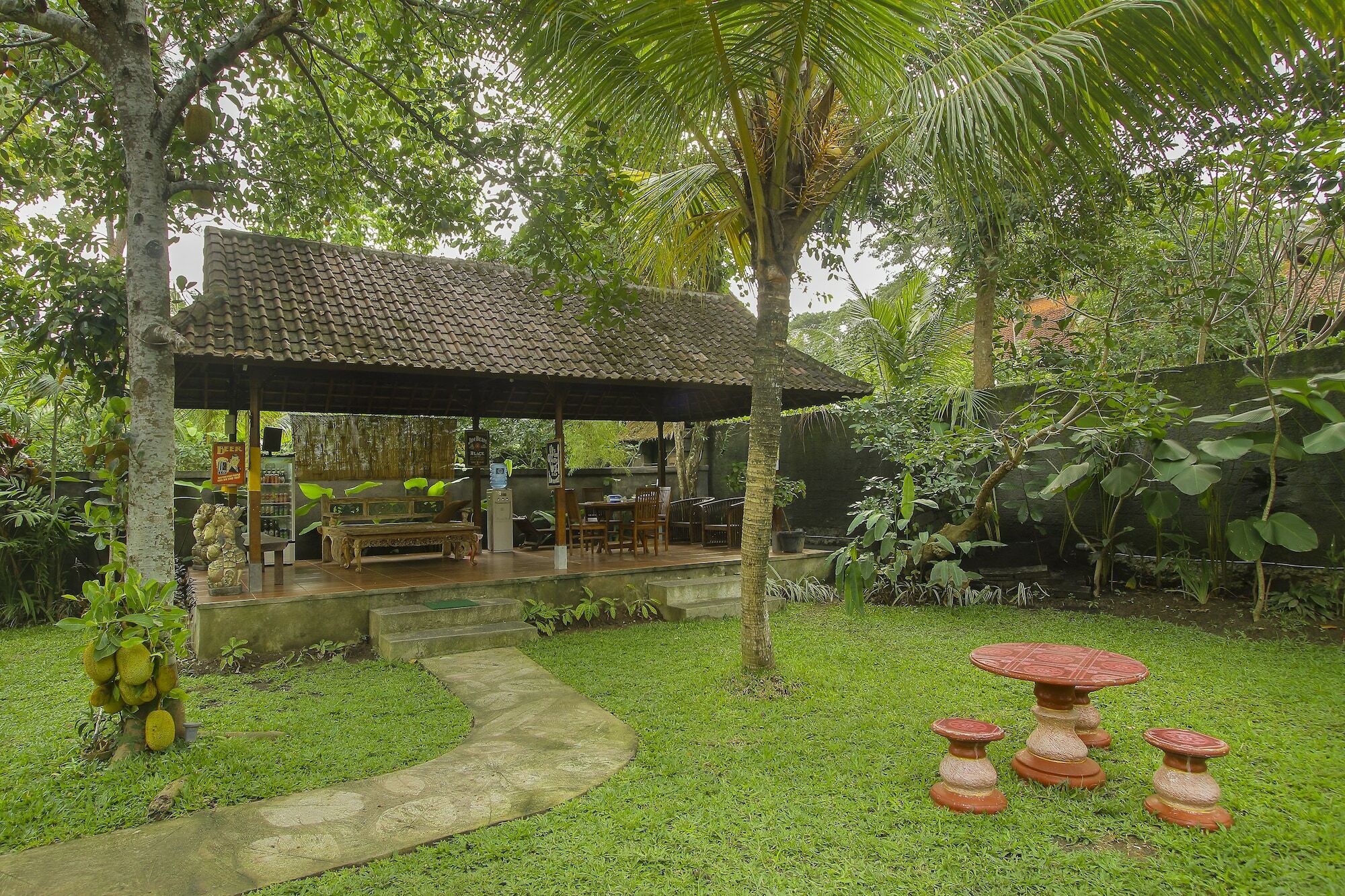 Manggis Sari Guesthouse Ubud  Exterior photo